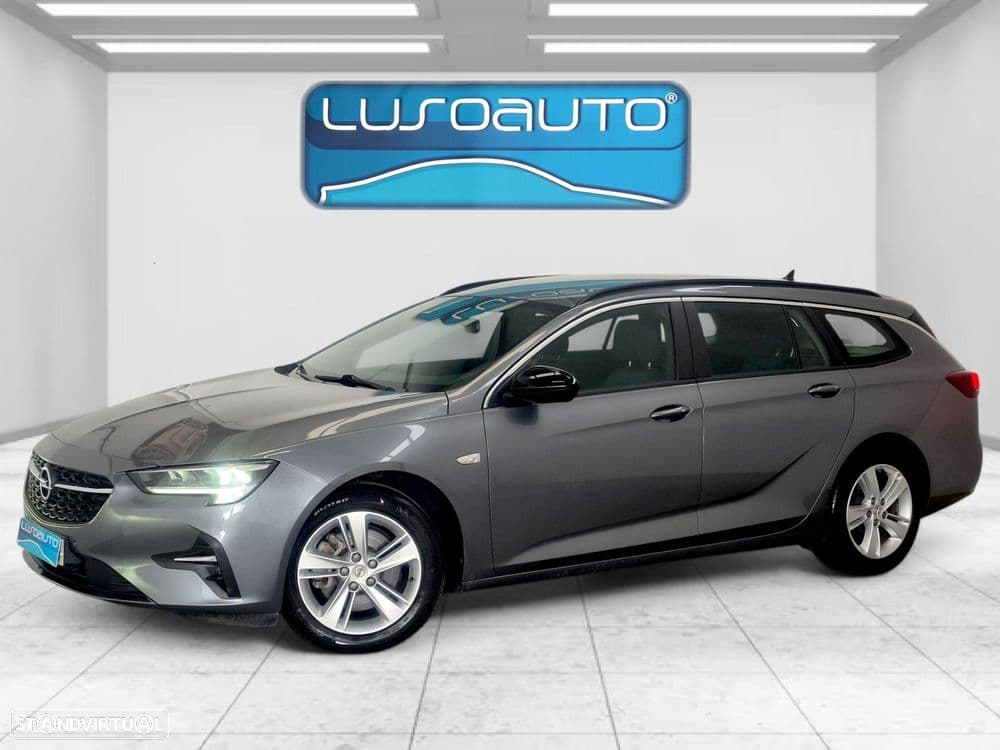Opel Insignia Sports Tourer Somos intermediários de crédito de várias entidades financeiras.