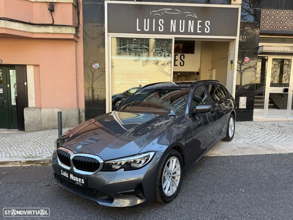 BMW Série 3 e Line Luxury Auto