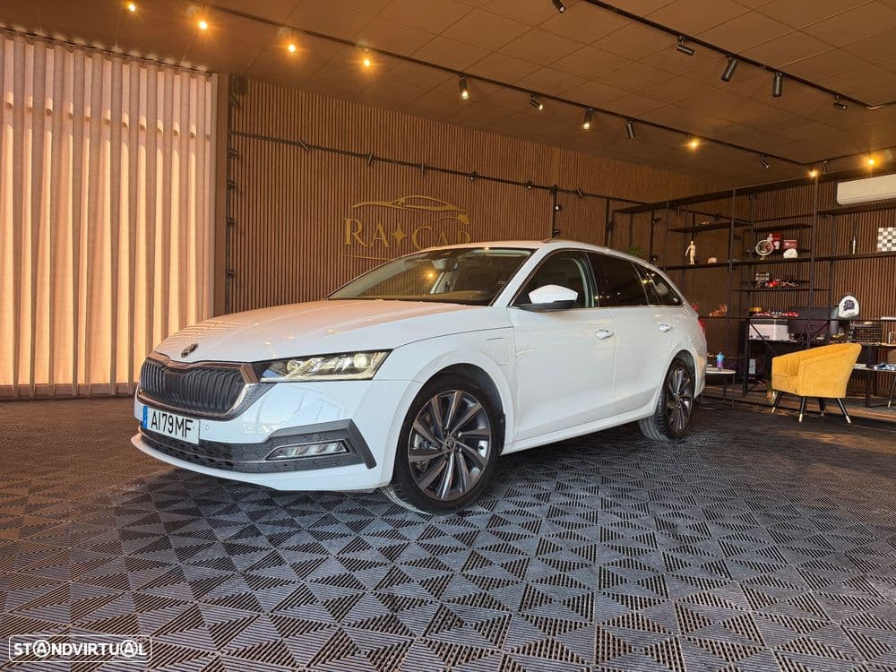 Škoda Octavia Break não especificada