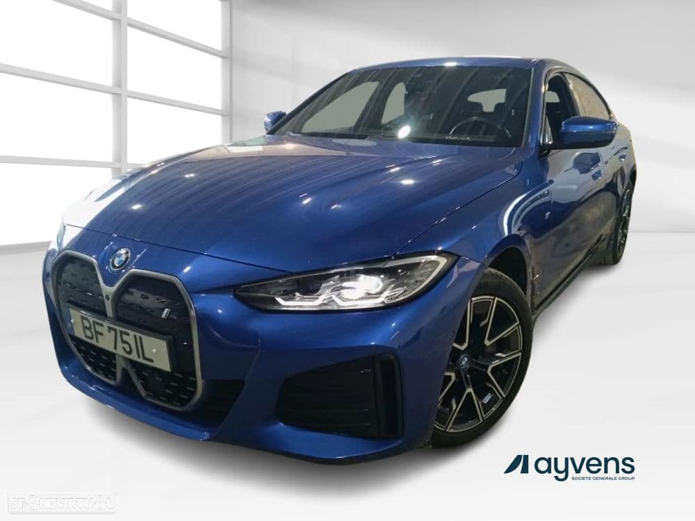 BMW Série i eDrive40 Pack Desportivo M