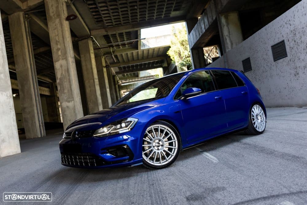 Volkswagen Golf R 4Motion (BlueMotion ) DSG