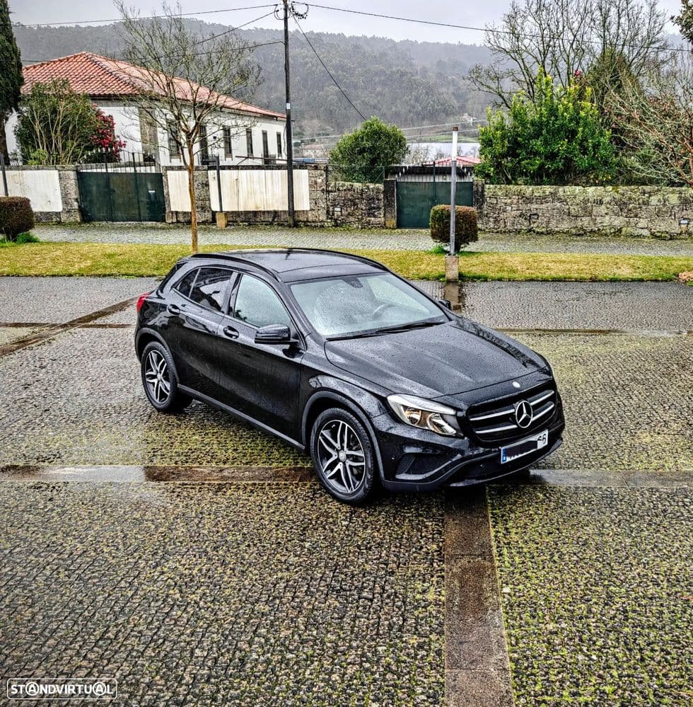 Mercedes-Benz Classe GLA d 7G-DCT AMG Line