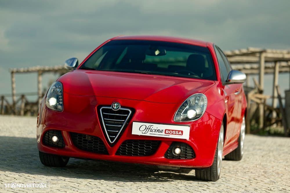 Alfa Romeo Giulietta Quilómetros reais, histórico de manutenção completo.