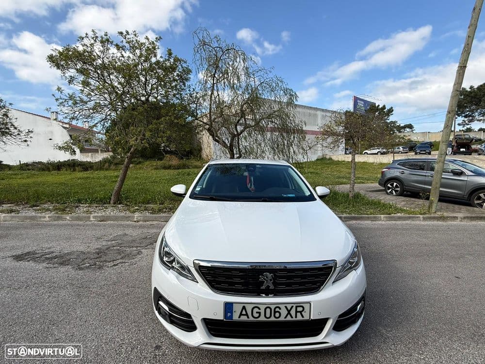 Peugeot 308 SW BlueHDi 130 EAT8 Allure