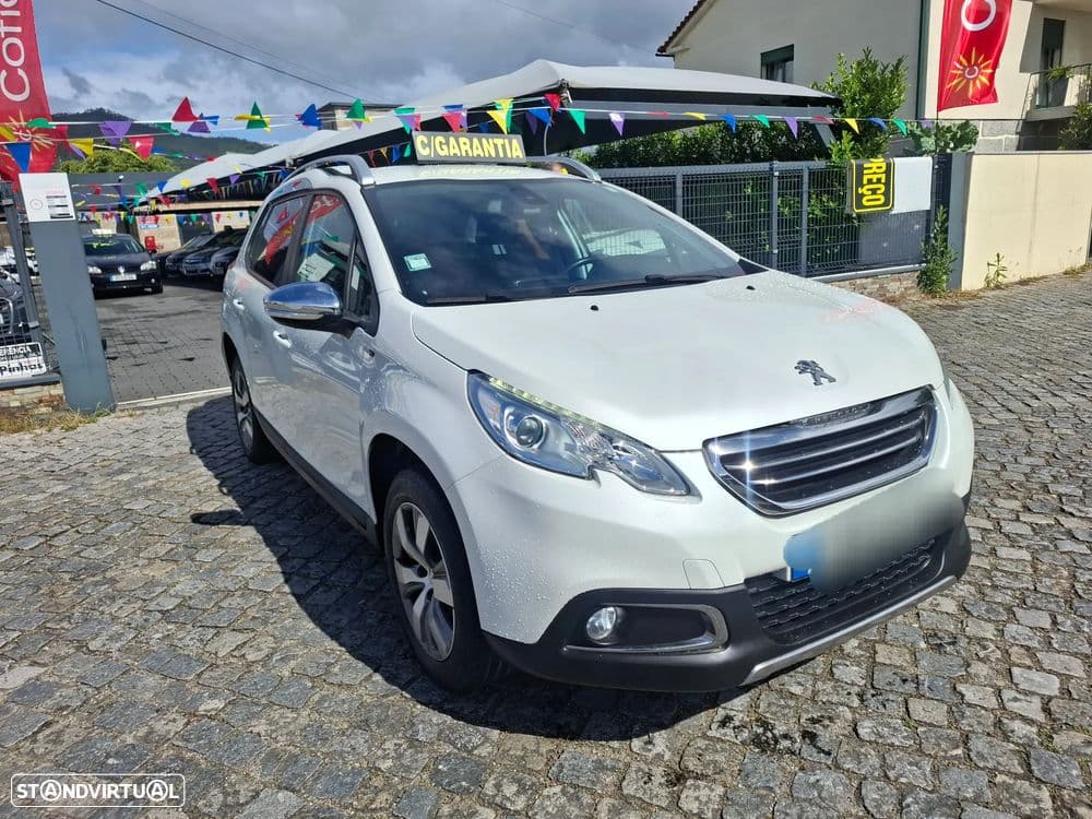 Peugeot 2008 ver-1-2-puretech-active, 5 portas, 5 lugares.