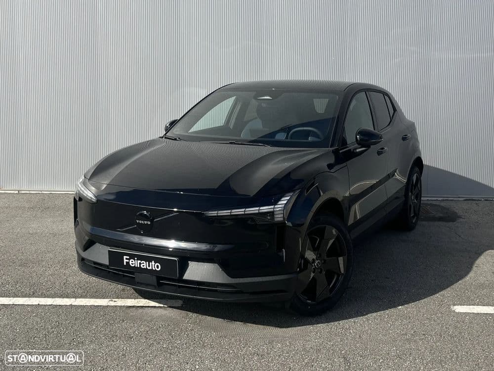 Volvo EX30 69 kWh Single Motor Extended Range Black Edition