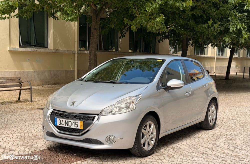 Peugeot 208 1.2 VTi Allure