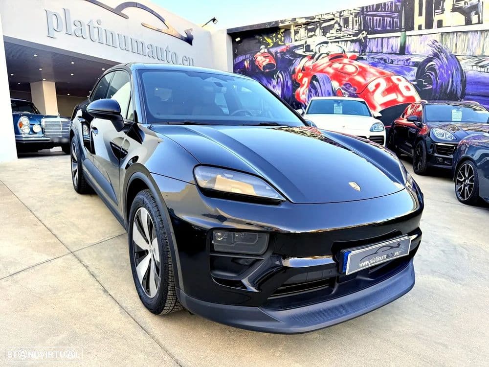 Porsche Macan Electric 4