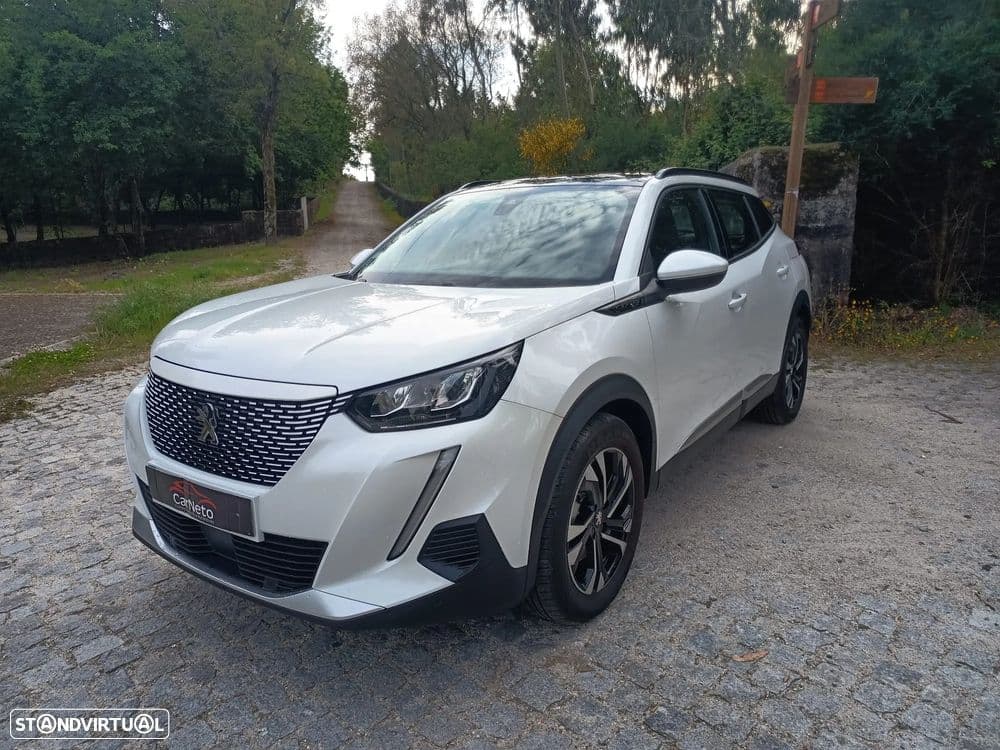 Peugeot e-2008 Allure Pack