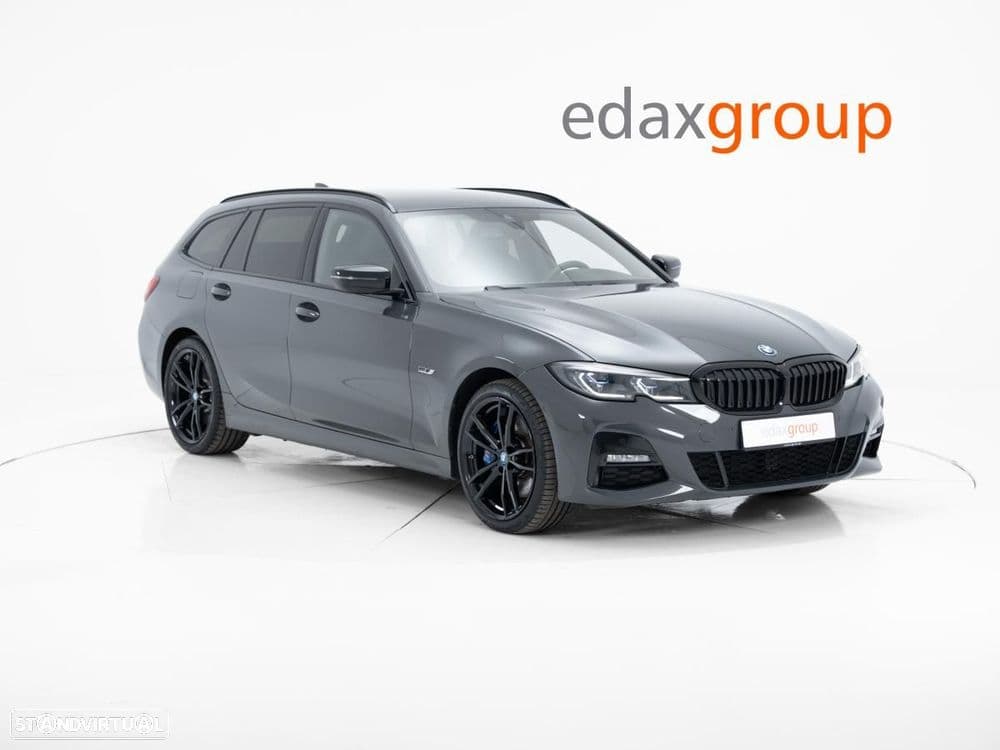 BMW Série 3 e Pack Desportivo M Auto