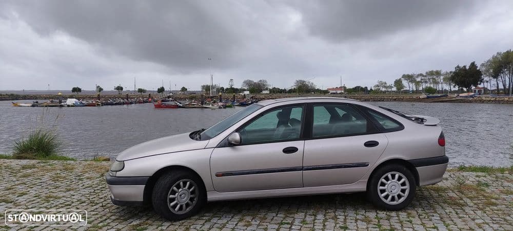 Renault Laguna 3.0 i V6 Baccara