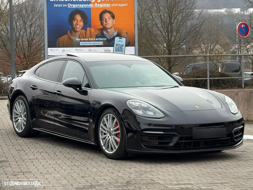 Porsche Panamera Turbo S E-Hybrid Executive