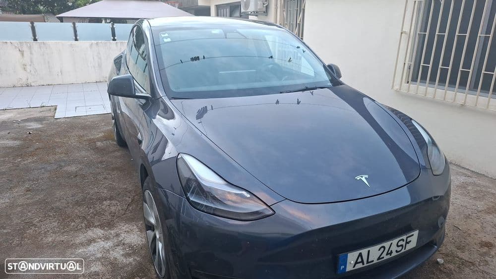 Tesla Model Y Long Range Tração Integral