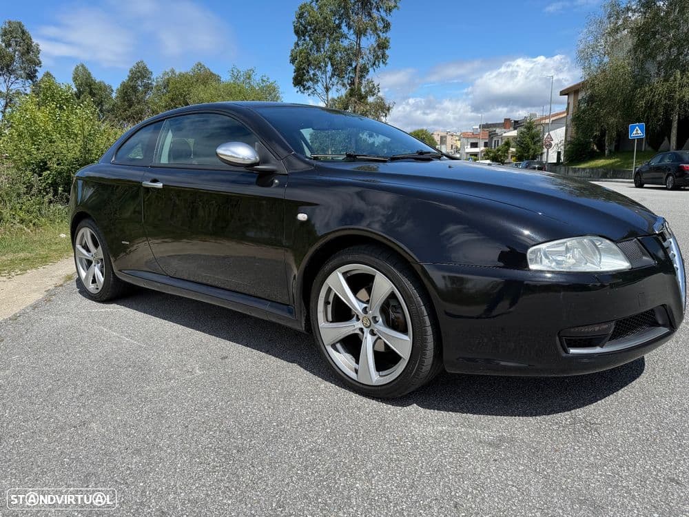 Alfa Romeo GT 1.9 JTD M-JET Q2 Distinctive