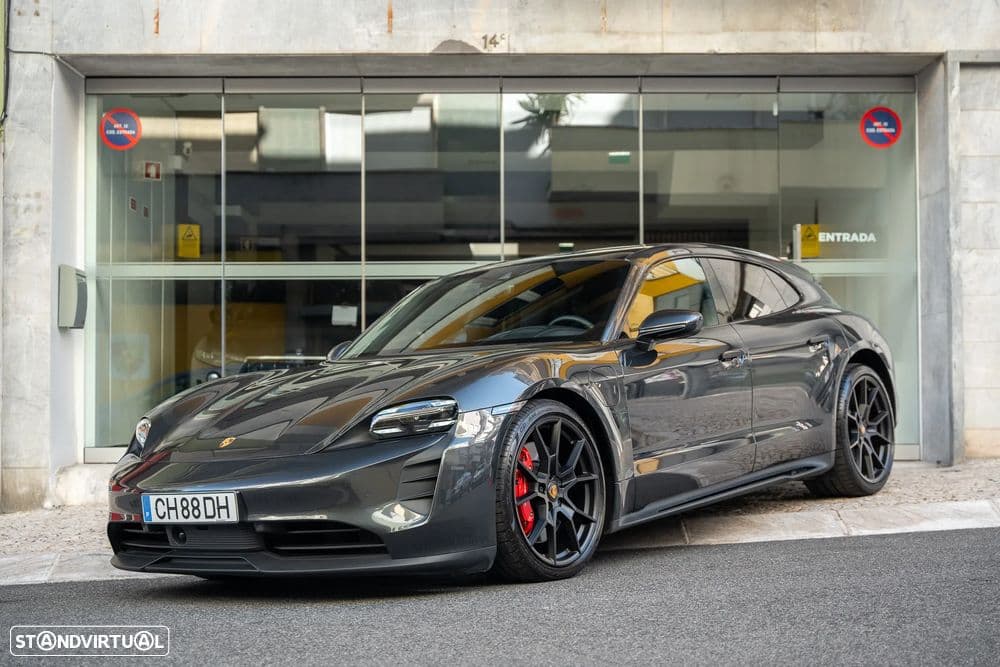 Porsche Taycan Sport Turismo GTS
