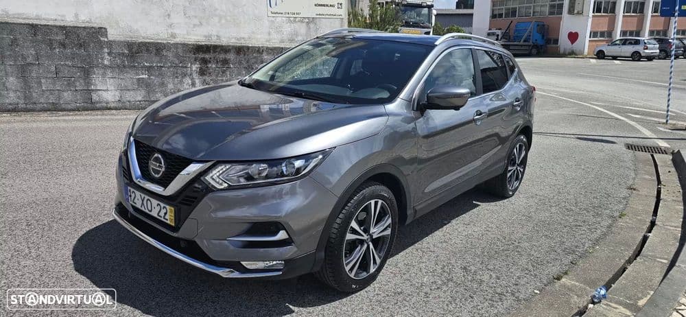 Nissan Qashqai 1.3 DIG-T N-Connecta J18 DCT