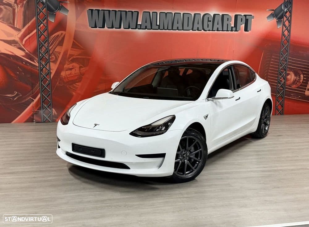 Tesla Model 3 Standard Range Plus RWD