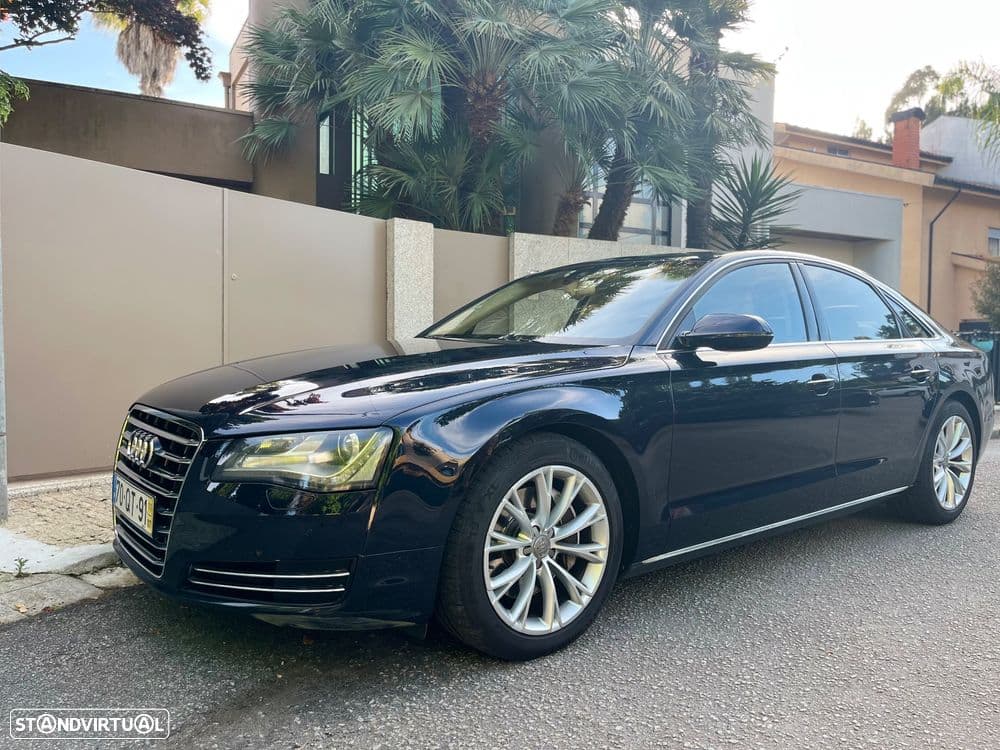 Audi A8 3.0 TDI DPF quattro tiptronic