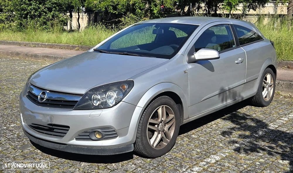 Opel Astra GTC 1.3 CDTI