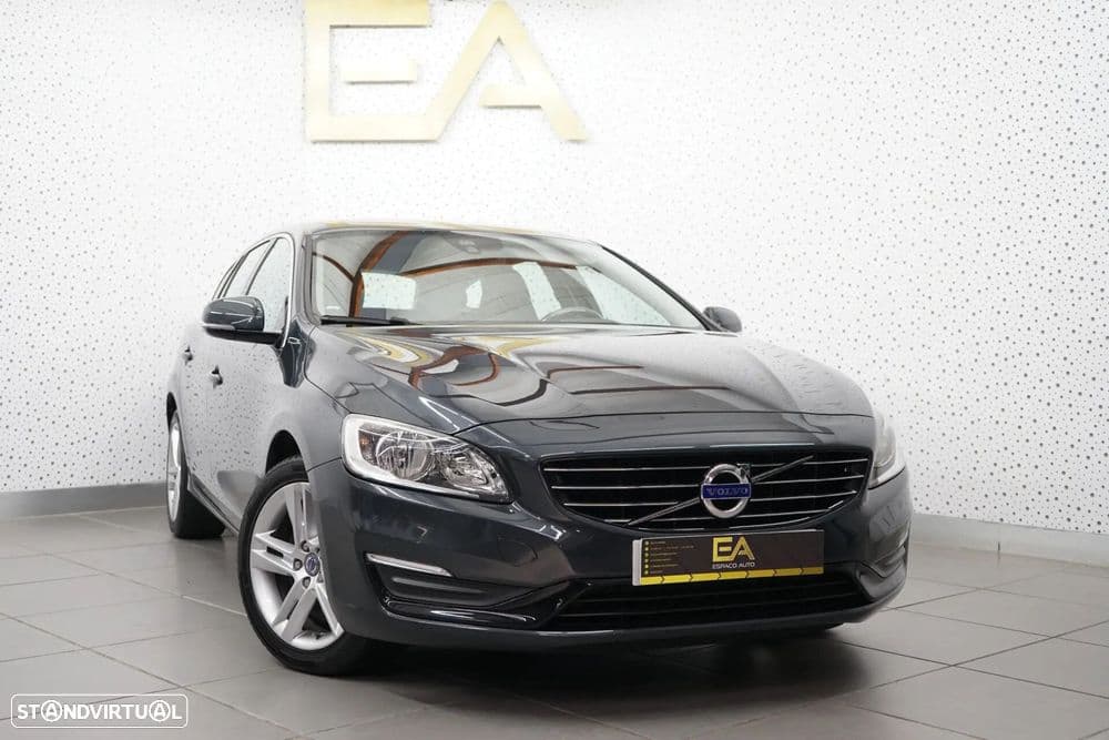 Volvo V60 2.4 D6 Momentum AWD Phev