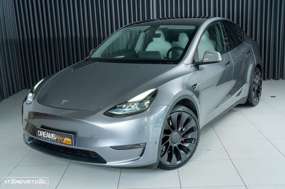 Tesla Model Y Performance Dual Motor AWD