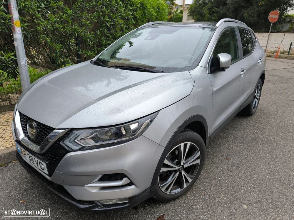 Nissan Qashqai 1.3 DIG-T N-Connecta J18