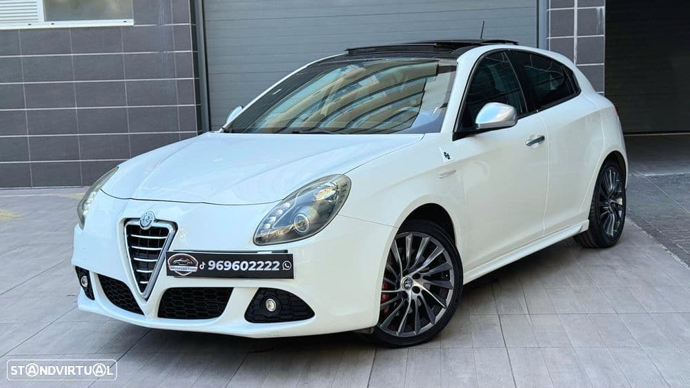 Alfa Romeo Giulietta com muitos extras!‼️