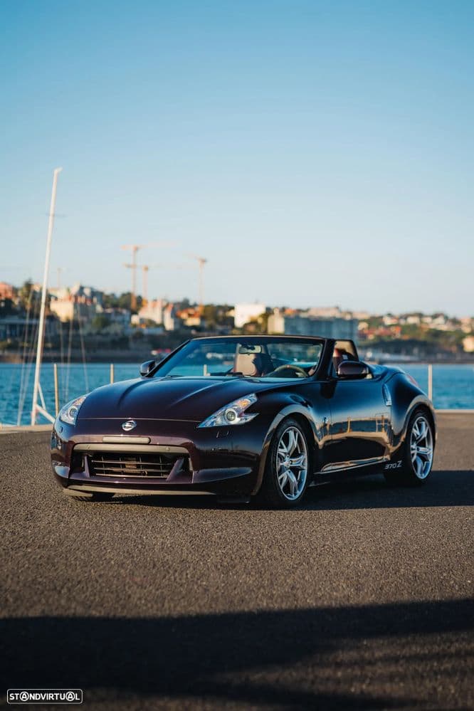 Nissan 370 Z Pack NAV+JA19+AS AT