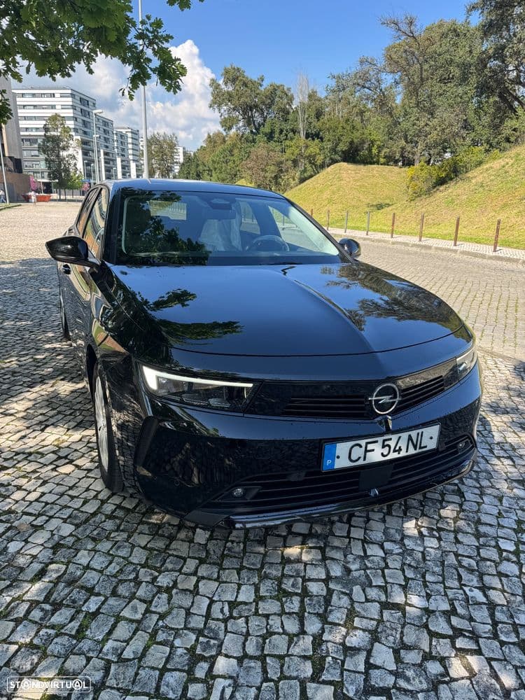 Opel Astra 1.2 T Edition