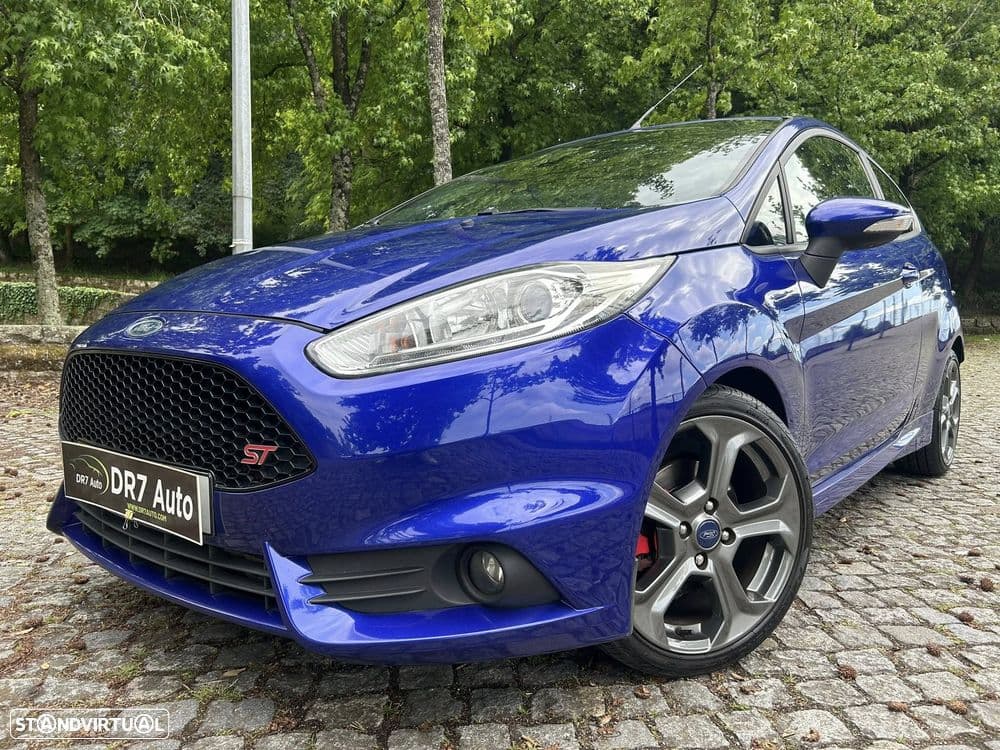 Ford Fiesta topo de gama desportivo