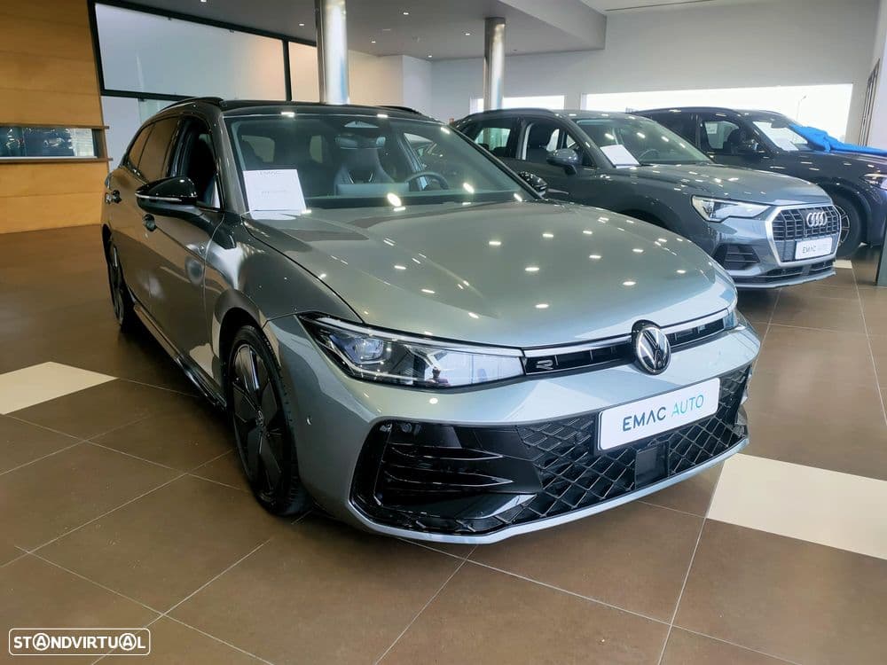 VW Passat Variant 2.0 TDI R-Line DSG