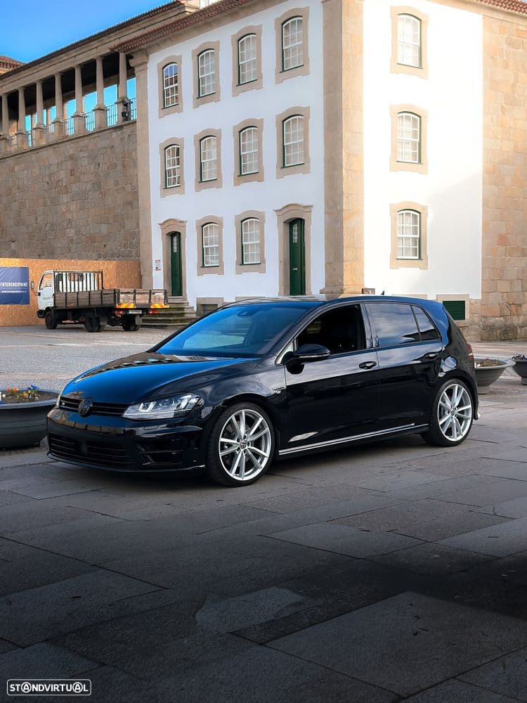 VW Golf full equipada com: