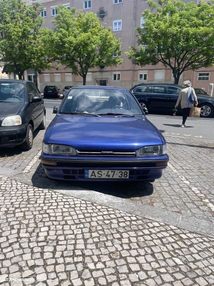 Toyota Corolla ver-liftback-1-3