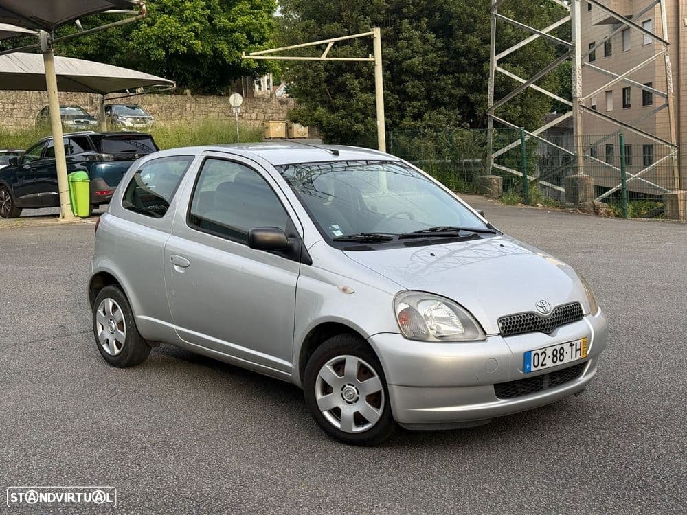 Toyota Yaris 1.0 Base C/Radio