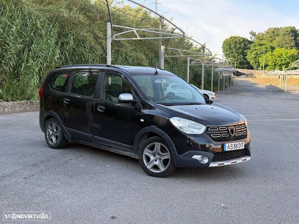 Dacia Lodgy 1.5 Blue dCi Stepway 7L