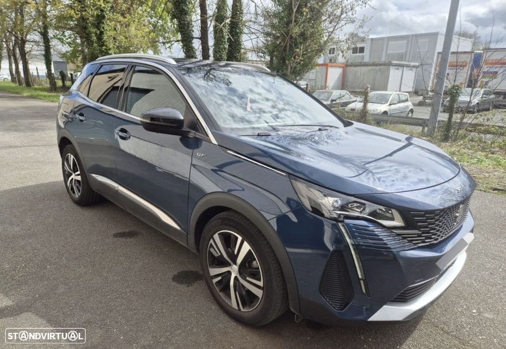 Peugeot 3008 Versão GT muito bem equipada