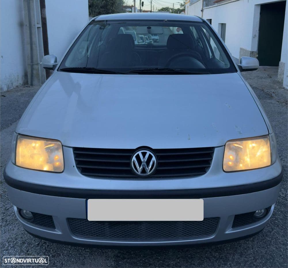 Volkswagen Polo 1.0 Confortline