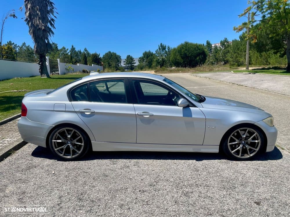 BMW Série 3 320