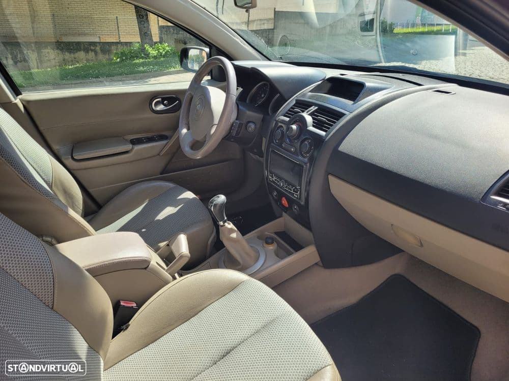 Renault Mégane 1.4 Confort Privilége