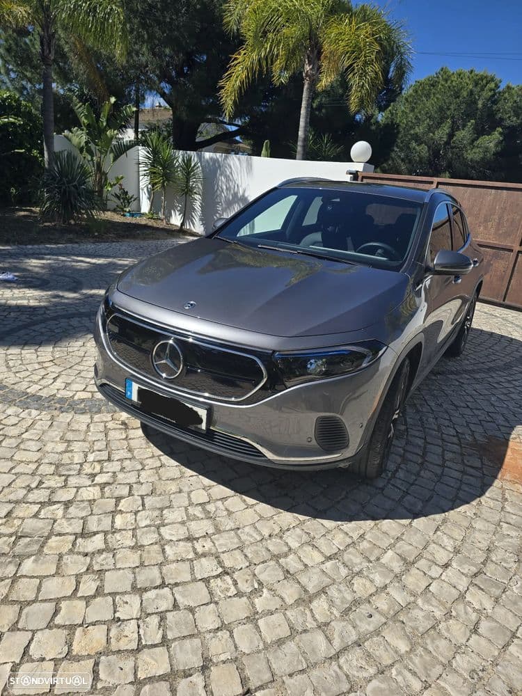 Mercedes-Benz Possiveis interessados podem testar a viatura 250 AMG Line