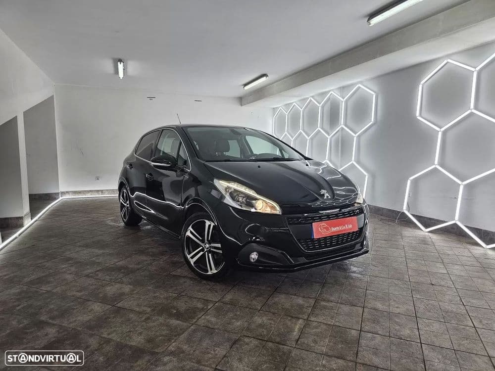 Peugeot 208 1.2 PureTech GT Line EAT6