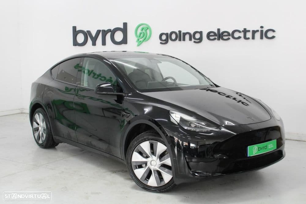 Tesla Model Y Standard