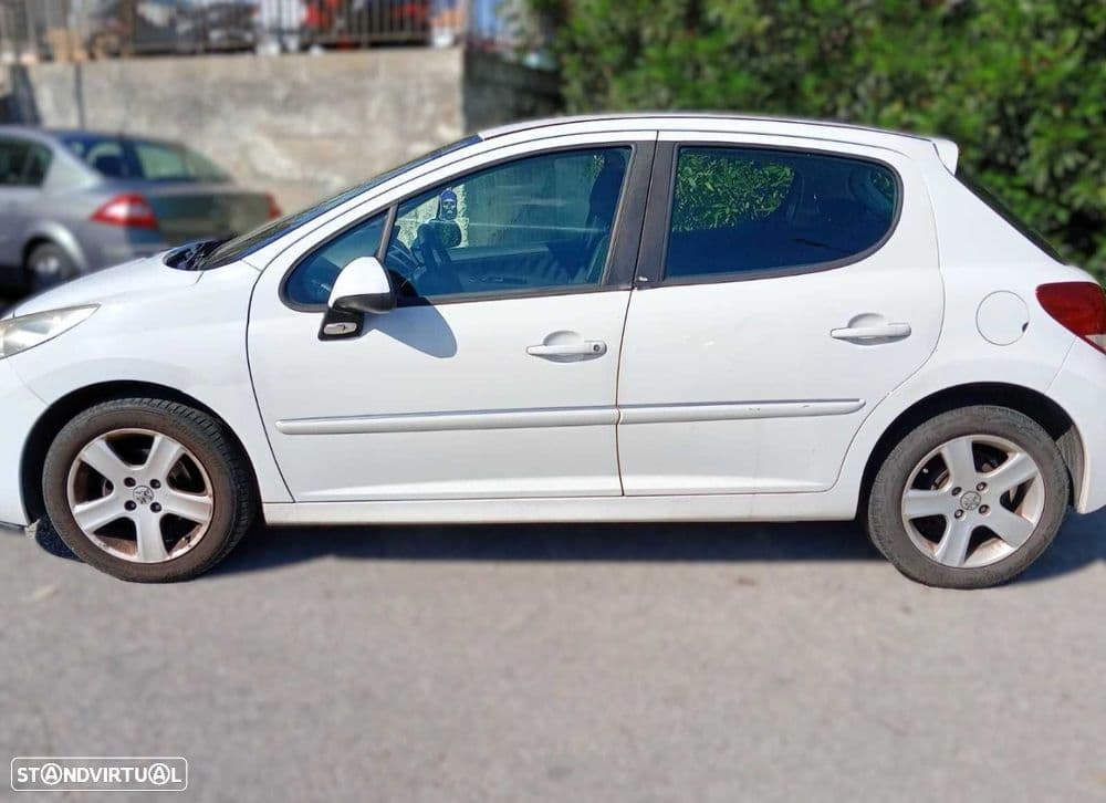 Peugeot 207 1.6 HDi 99g