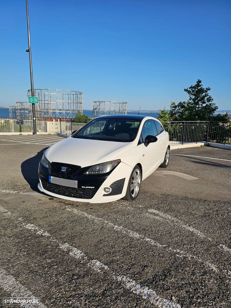 SEAT Ibiza SC 1.4 TSI DSG Cupra