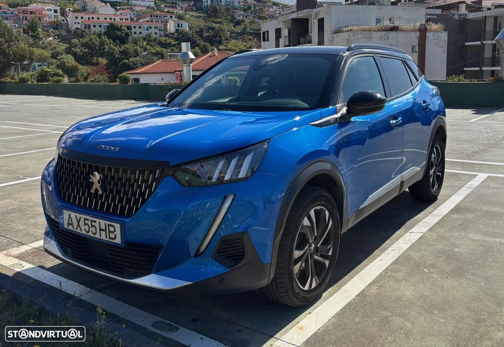 Peugeot 2008 1.2 PureTech GT EAT8