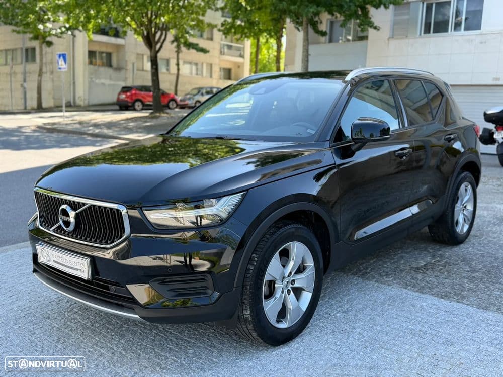 Volvo XC 40 equipada com :