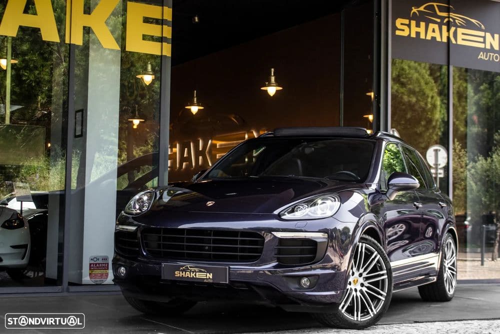 Porsche Cayenne S E-Hybrid