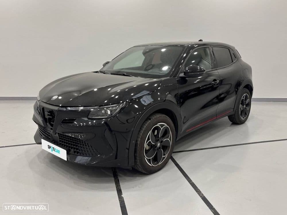 Alfa Romeo Junior 54 kWh Sport Speciale