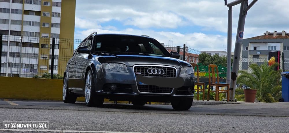 Audi A4 Avant 2.0 TDi S-line