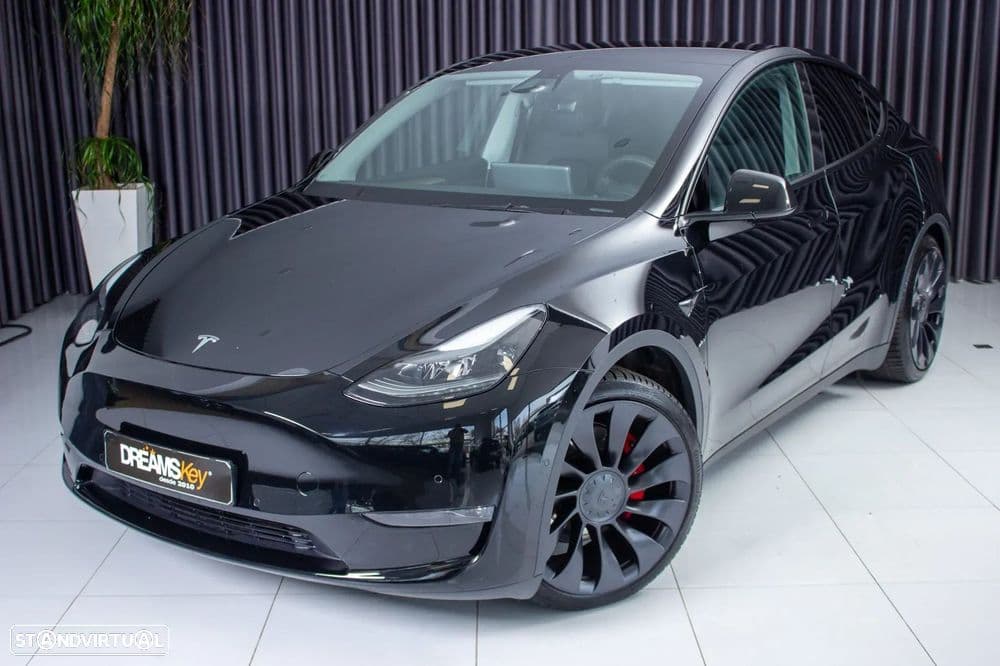 Tesla Model Y Performance Dual Motor AWD